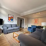 Nuevo Y Luminoso En El Corazon De Апартаменты *