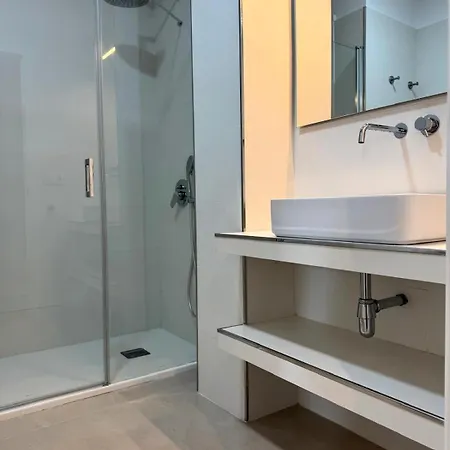 Apartamento Nuevo Y Luminoso En El Corazon De *