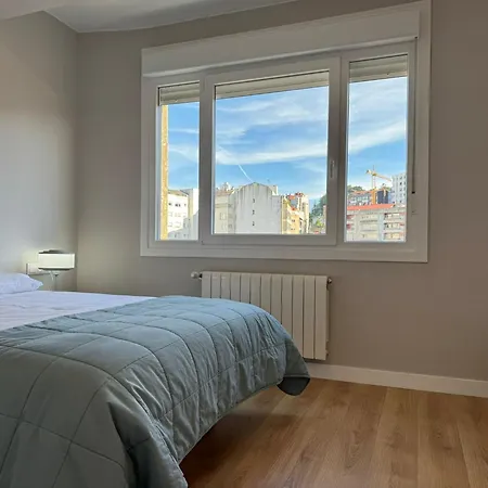 Nuevo Y Luminoso En El Corazón De Apartamento Vigo
