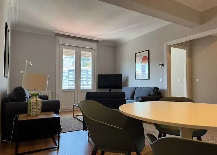 Nuevo Y Luminoso En El Corazón De Apartamento