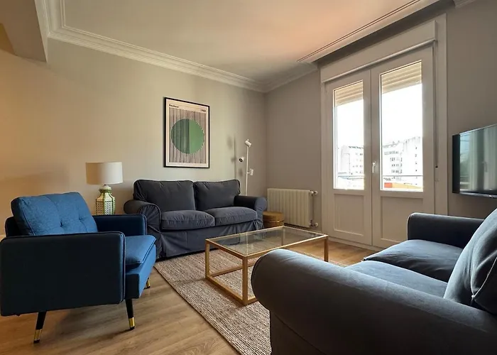 Nuevo Y Luminoso En El Corazón De Apartamento